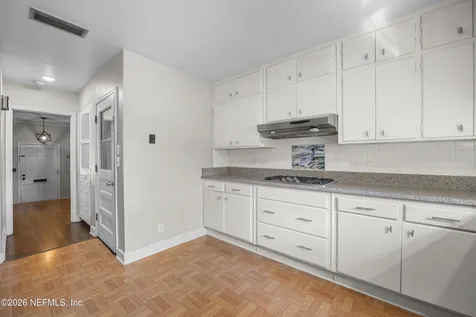 1825 Elizabeth Place Jacksonville FL 32205