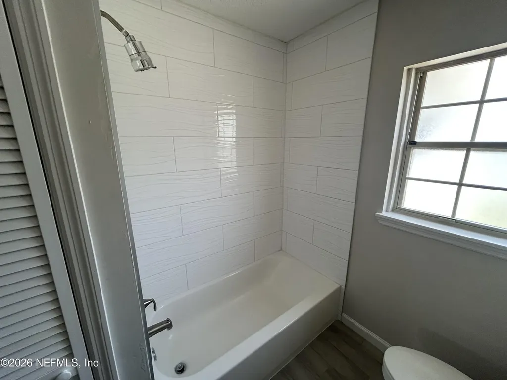 421 7th Street N Jacksonville Beach FL 32250