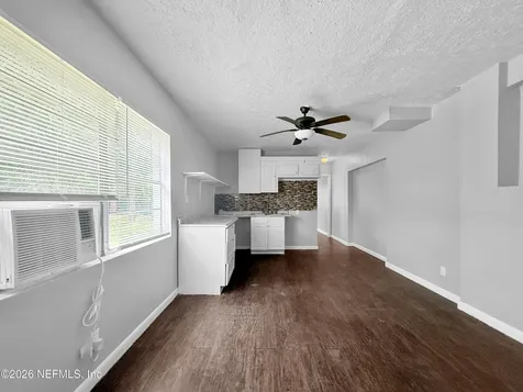 1645 W 17 Street Jacksonville FL 32209