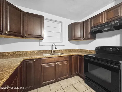 1645 W 17 Street Jacksonville FL 32209