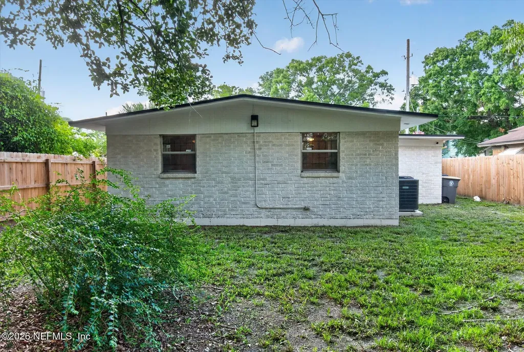 2328 W 10th Street Jacksonville FL 32209