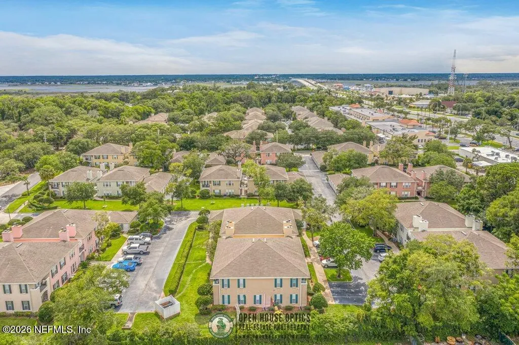 77 Jardin De Mer Place Jacksonville Beach FL 32250