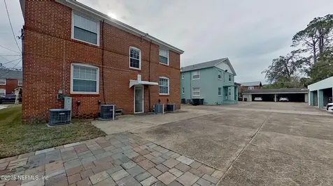 1261 Belmont Terrace Jacksonville FL 32207