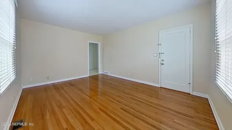 1261 Belmont Terrace Jacksonville FL 32207