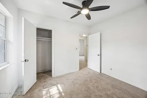 5266 Camille Avenue Jacksonville FL 32210
