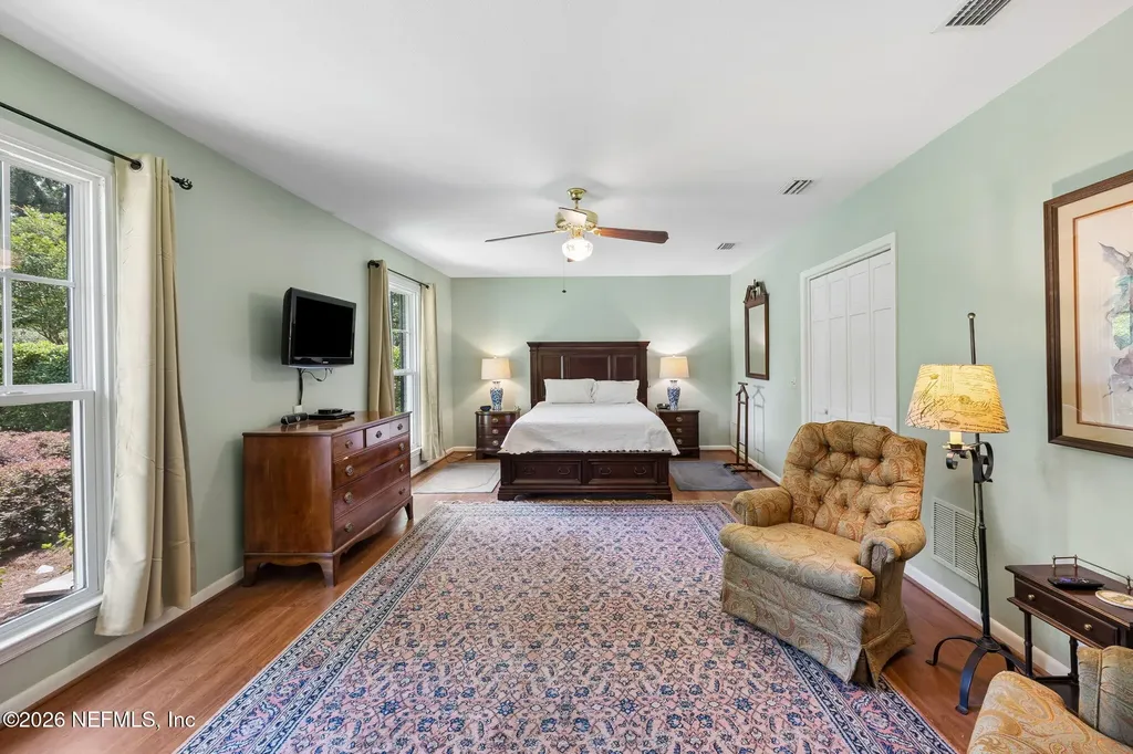 4388 Yacht Club Road Jacksonville FL 32210