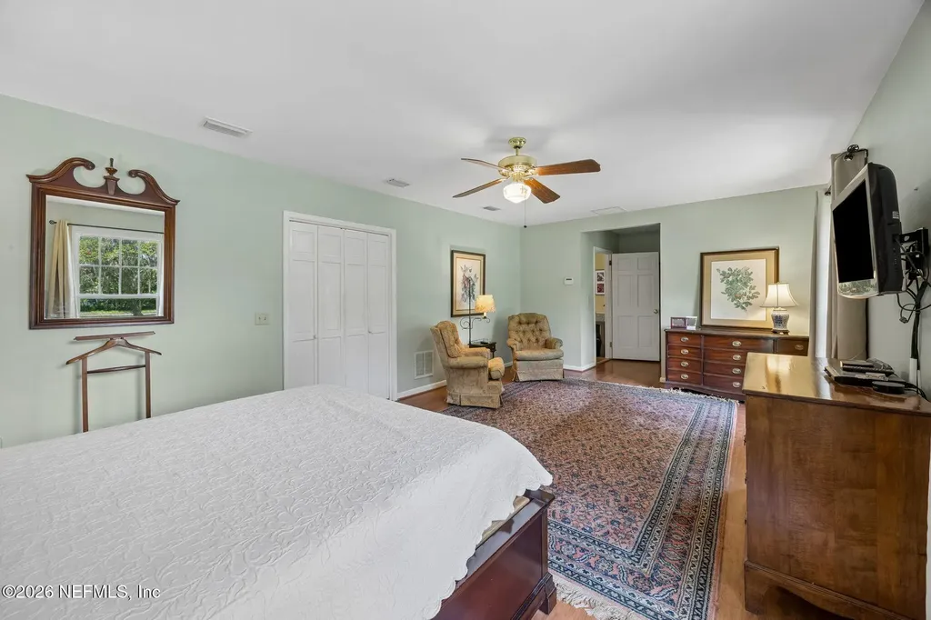 4388 Yacht Club Road Jacksonville FL 32210
