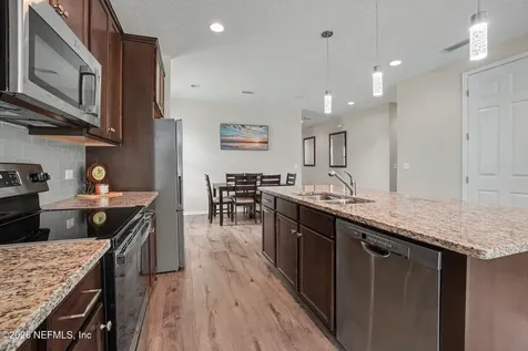 4630 Pine Ridge Parkway Middleburg FL 32068