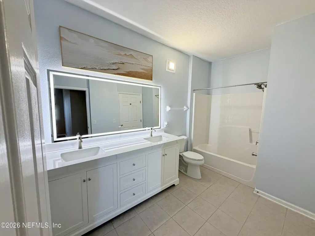 7801 Point Meadows Drive Jacksonville FL 32256