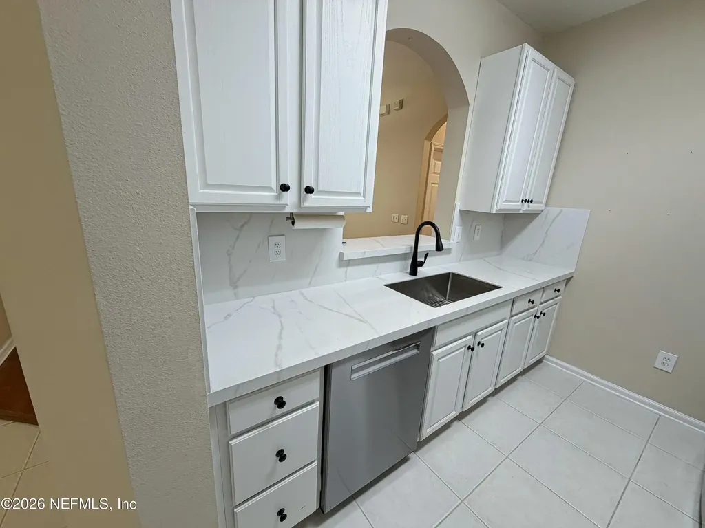 7801 Point Meadows Drive Jacksonville FL 32256