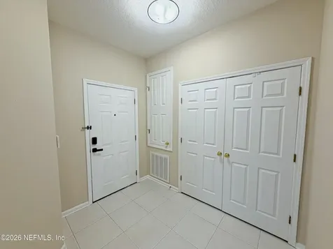 7801 Point Meadows Drive Jacksonville FL 32256