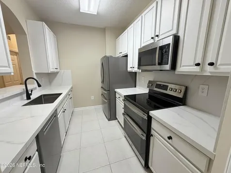 7801 Point Meadows Drive Jacksonville FL 32256