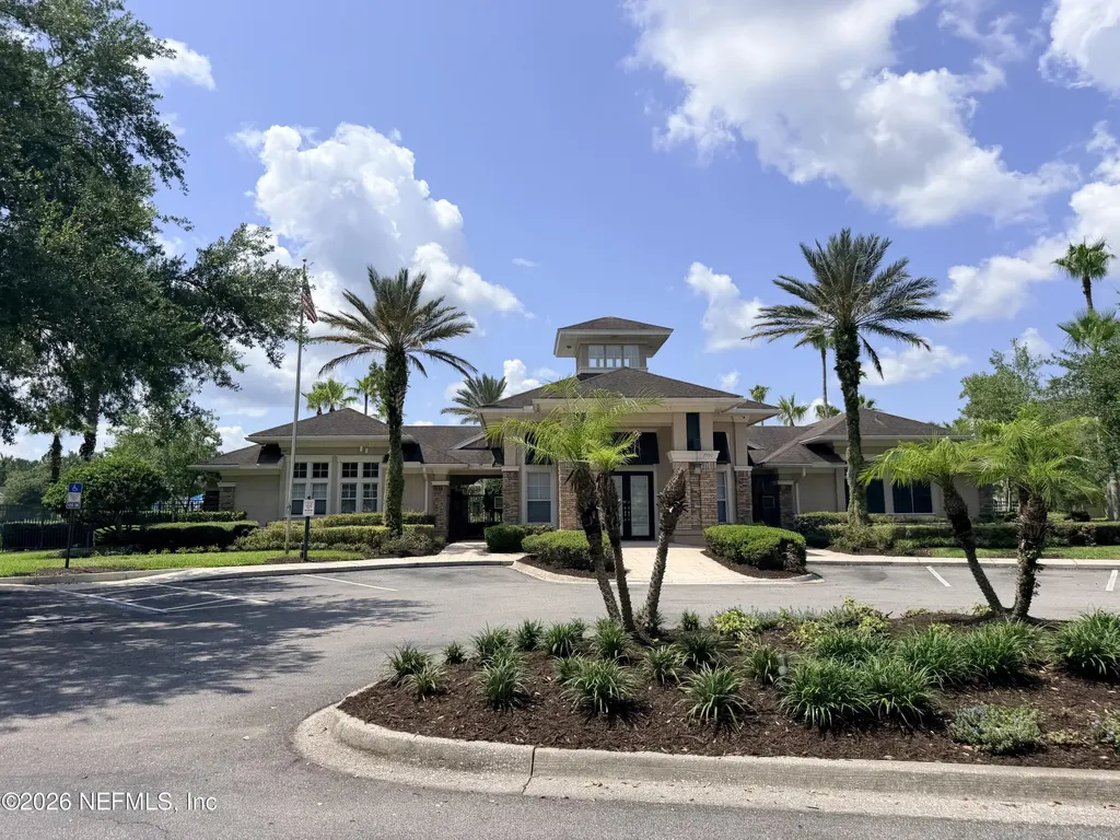 7990 Baymeadows Road E Jacksonville FL 32256