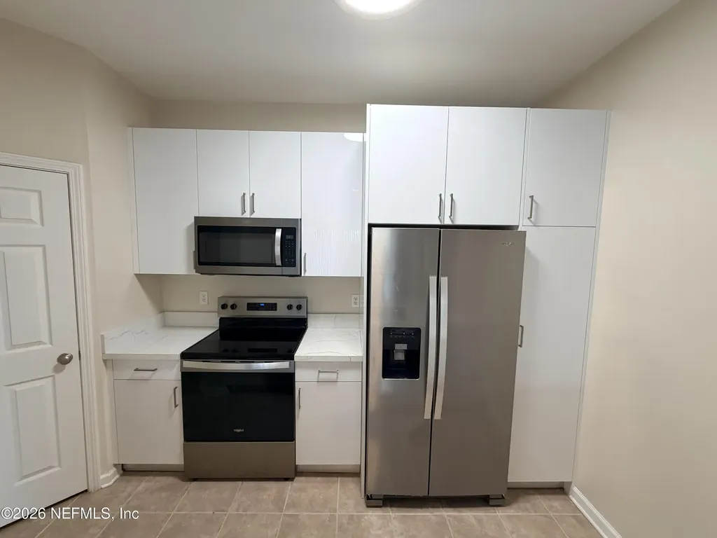 7990 Baymeadows Road E Jacksonville FL 32256