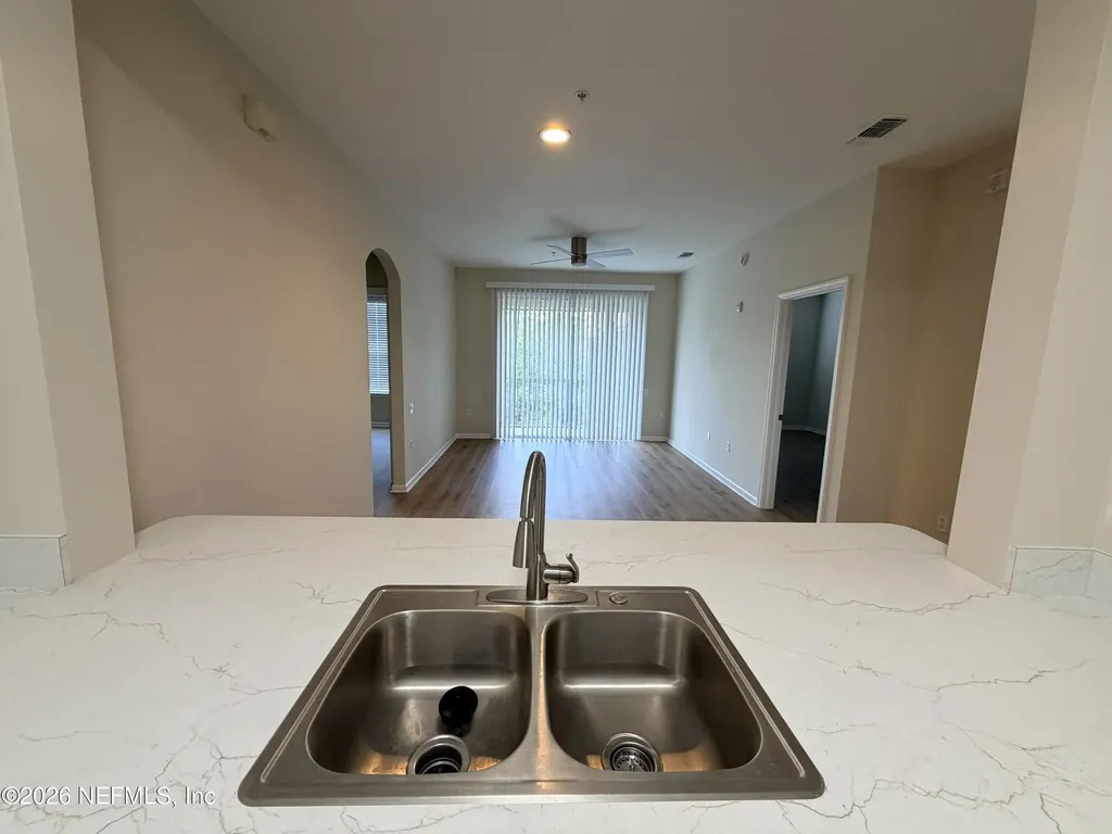 7990 Baymeadows Road E Jacksonville FL 32256