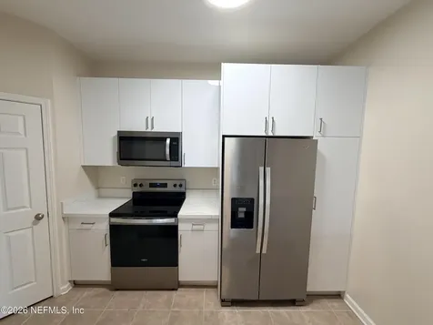7990 Baymeadows Road E Jacksonville FL 32256