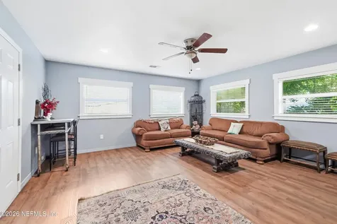 2842 Daffodil Circle W Jacksonville FL 32246