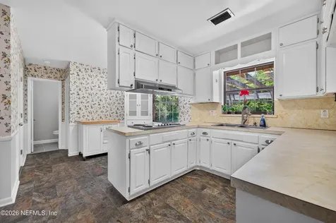 1860 Sunnymeade Drive Jacksonville FL 32211