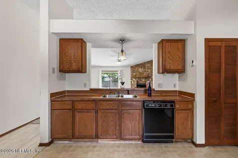639 Purcell Drive Jacksonville FL 32221