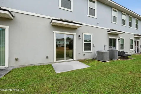 936 Capitol Parkway Jacksonville FL 32218