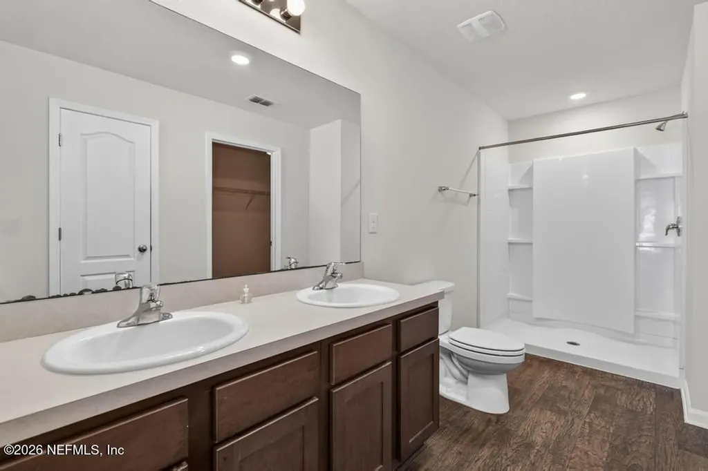 8076 Dancing Fox Street Jacksonville FL 32222