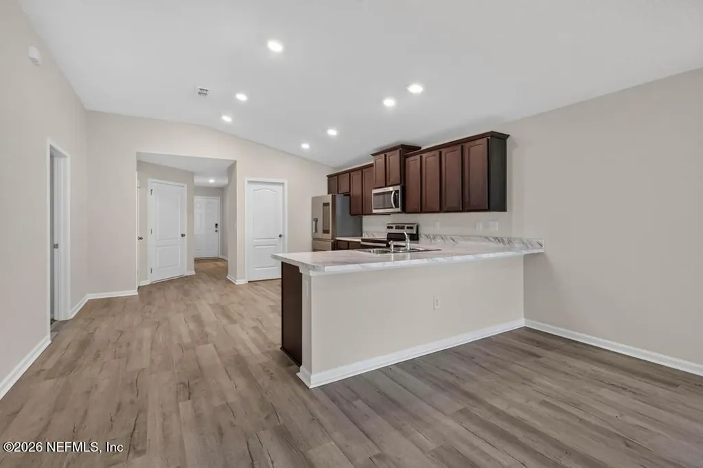 8076 Dancing Fox Street Jacksonville FL 32222