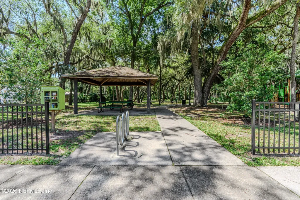 1148 Panuco Avenue N Jacksonville FL 32233
