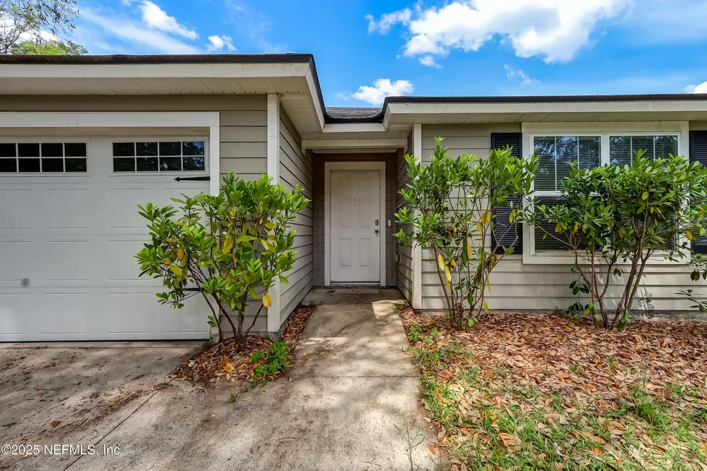 8151 Lanette Street Jacksonville FL 32220