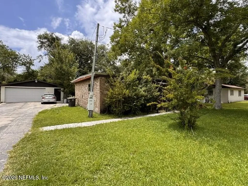 6466 Dor Mil Court Jacksonville FL 32244