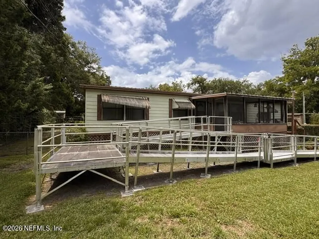 6466 Dor Mil Court Jacksonville FL 32244