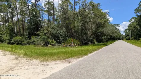 301 Whispering Pines Road Georgetown FL 32139