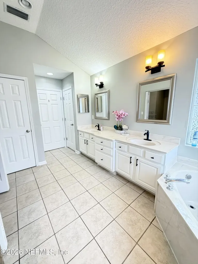12381 Flynn Road Jacksonville FL 32223