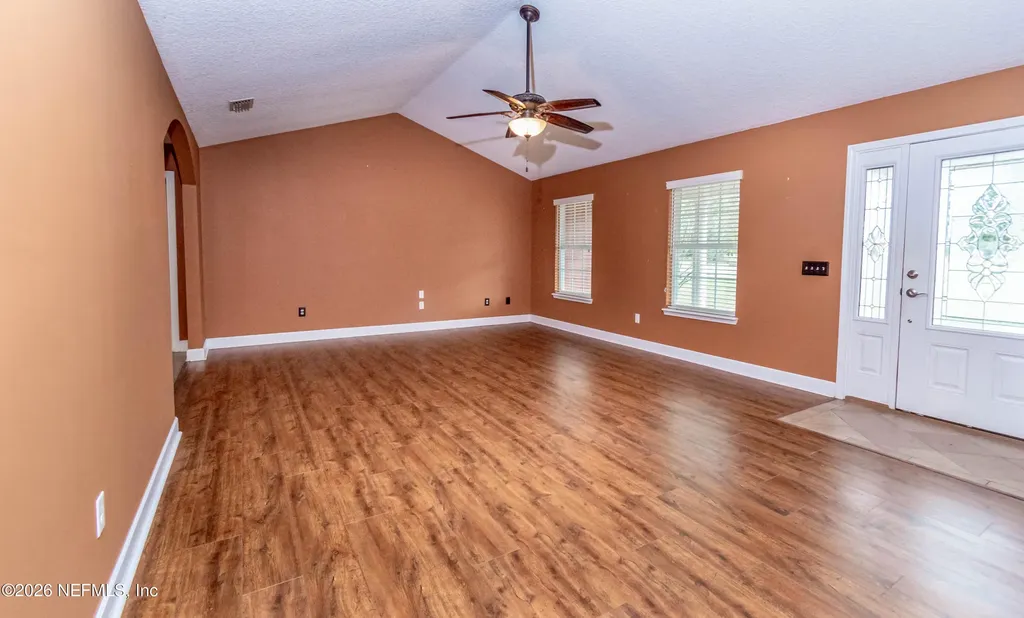 18100 Crews Road Glen St. Mary FL 32040