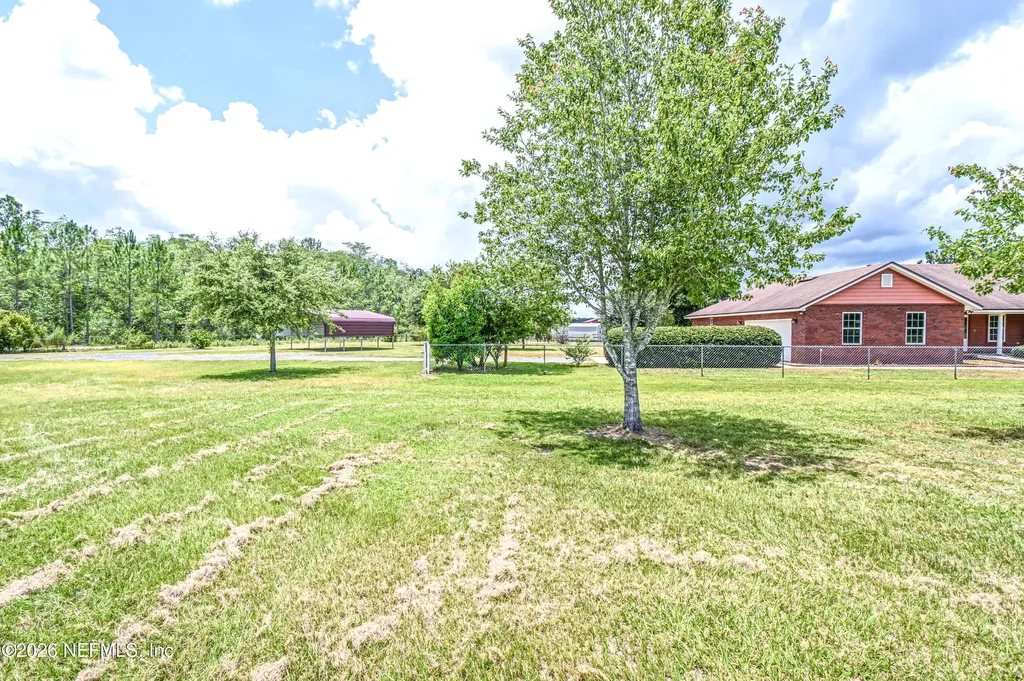 18100 Crews Road Glen St. Mary FL 32040