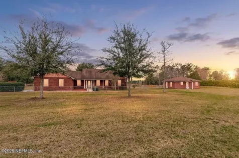 18100 Crews Road Glen St. Mary FL 32040