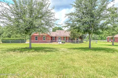 18100 Crews Road Glen St. Mary FL 32040