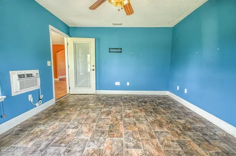 18100 Crews Road Glen St. Mary FL 32040