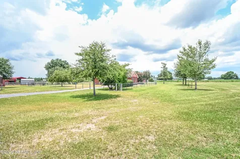 18100 Crews Road Glen St. Mary FL 32040