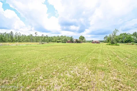 18100 Crews Road Glen St. Mary FL 32040