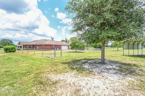 18100 Crews Road Glen St. Mary FL 32040