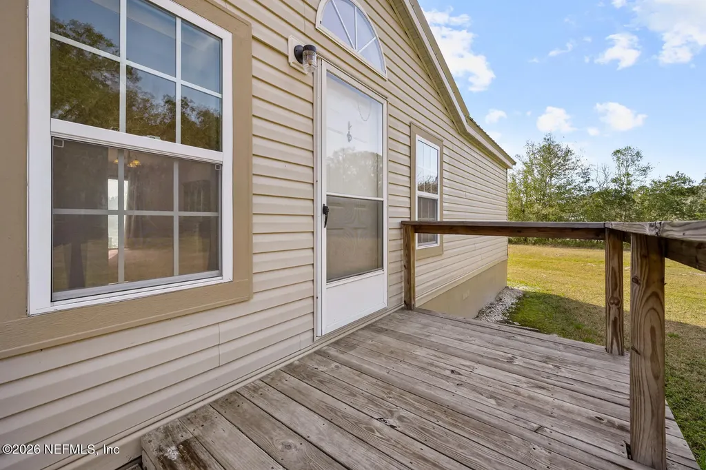 305 Palmetto Bluff Road Palatka FL 32177