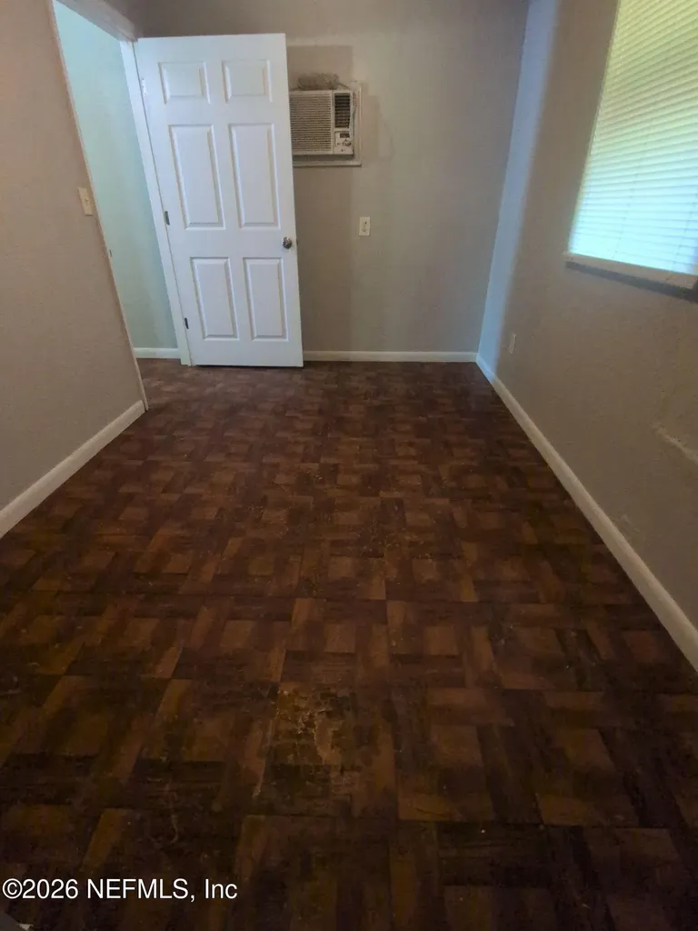 5440 Calloway Court Jacksonville FL 32209