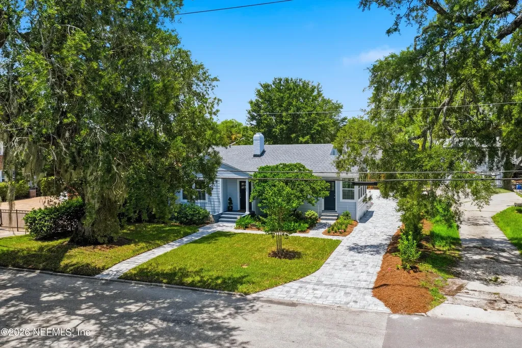 1552 Larue Avenue Jacksonville FL 32207