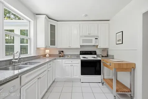1552 Larue Avenue Jacksonville FL 32207