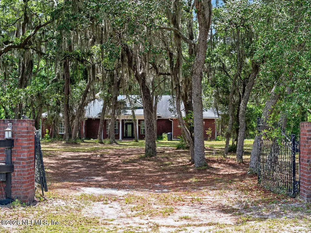 241 Pioneer Trail Palatka FL 32043