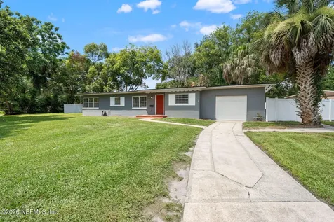 6144 Robbins Circle N Jacksonville FL 32211