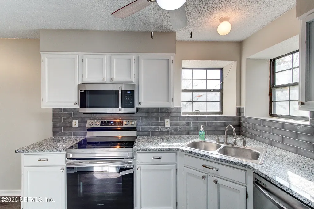 4641 Yerkes Street Jacksonville FL 32205