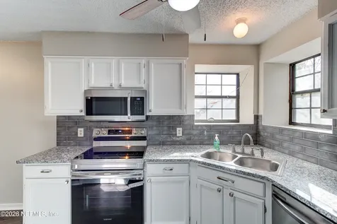 4641 Yerkes Street Jacksonville FL 32205