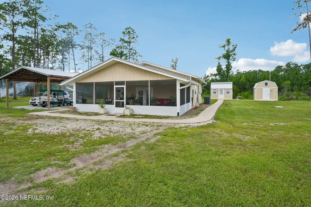122 Macon Road Palatka FL 32177