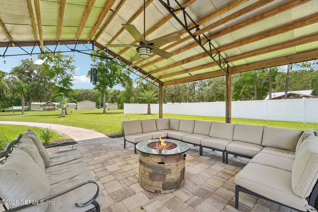 122 Macon Road Palatka FL 32177